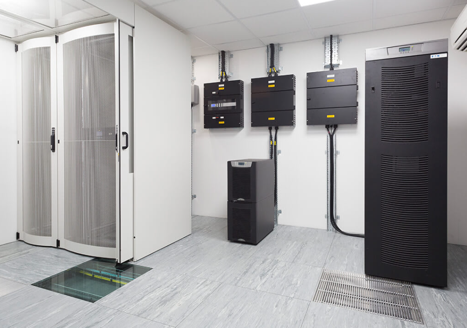 Server room s UPS sustavima